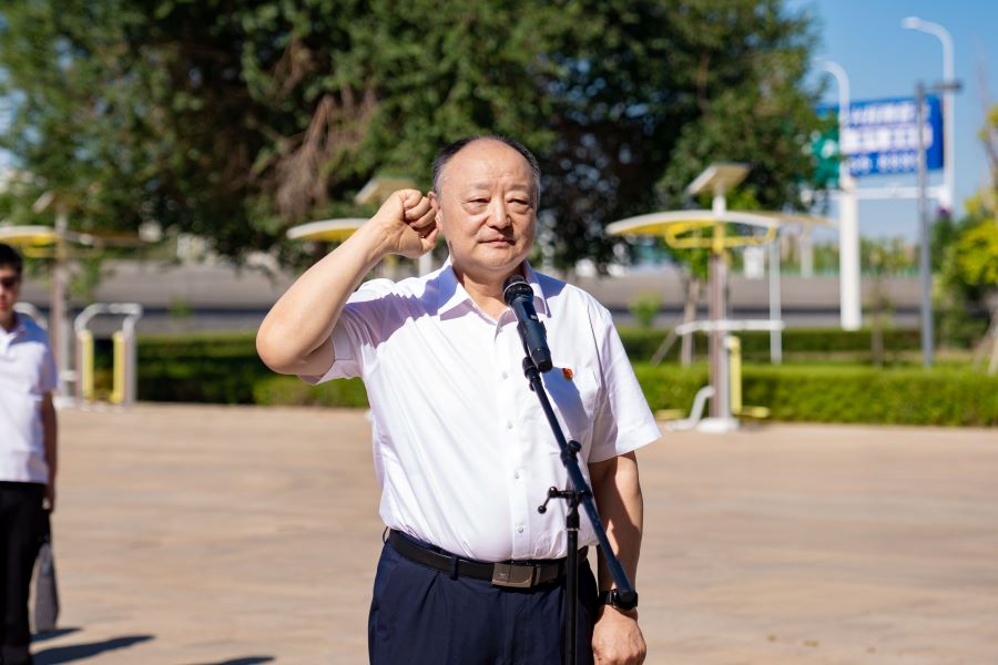 薛书记.jpg