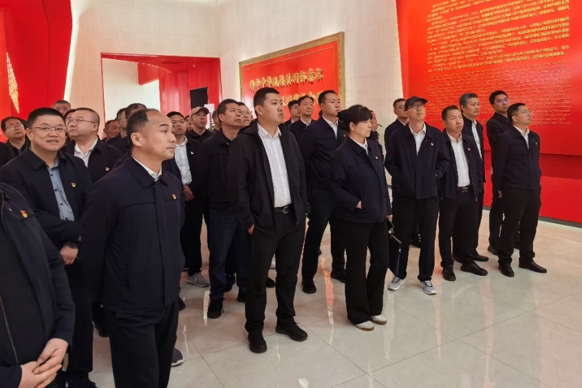 读书专班2 (2).png